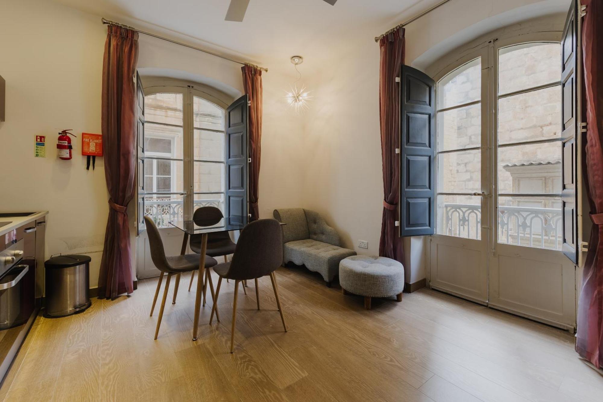 Appartement Jean de Valette Boutique Living à La Valette Extérieur photo